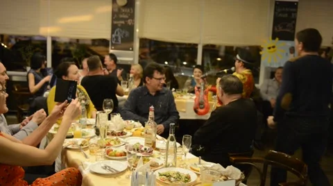 Master of banquets is entertaining guests at the event. Stock Footage 65452625