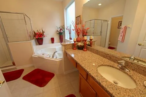 Master bathroom Фото