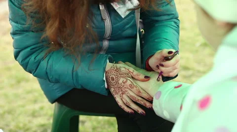 Master Body art draws Видео 61574902
