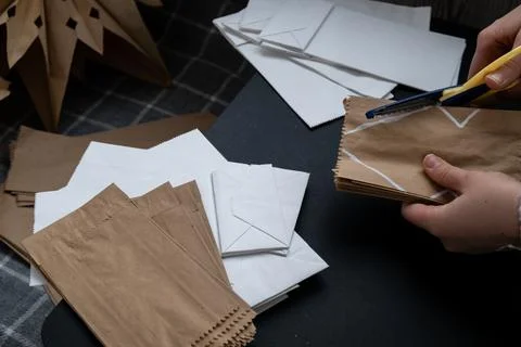 Master class of cutting making craft paper snowflakes for conscientious 스톡 사진