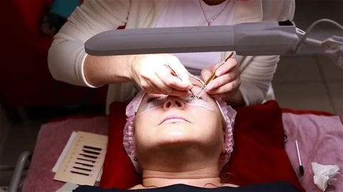 Master class on eyelash extension Stock Footage 92905148