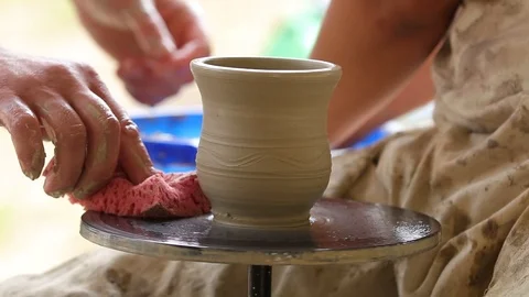 Master class on modeling of clay on a potter's wheel In the pottery workshop Video stock 114583309