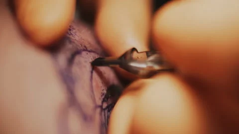Master Doing Tattooing In Tattoo Studio. Stock Footage 133538053