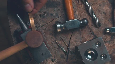 Master goldsmith working Stock Footage 112270996