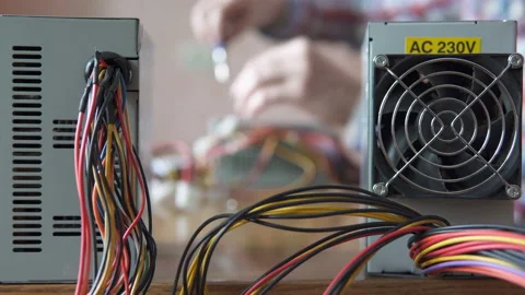 Master repairs the power supply from the computer Stock Footage 102910394