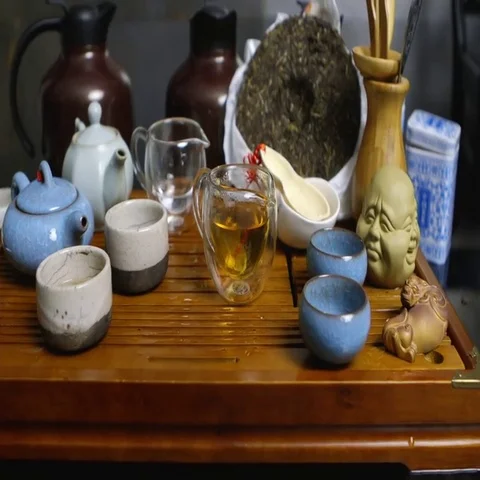 Master of tea does the tea ceremony with the tea set, da hong pao tea Stock Footage 69460447