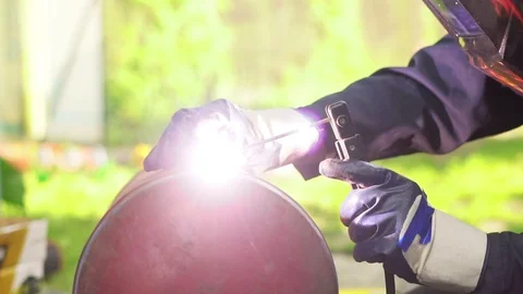 Master welding cast iron cooking iron Stock Footage 111049961
