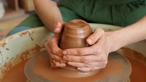 The master works at the potter's wheel. Stock-Footage 235758800