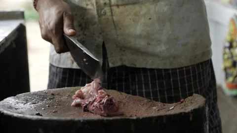 Mastering the Art of Chicken Cutting - A Step-by-Step Guide Video stock 320945148