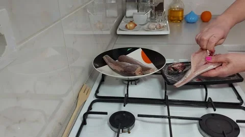 Mastering the Art of Hand-Cleaning Fish Stock-Footage 305304148