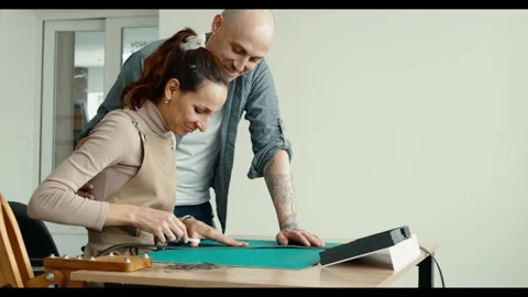 Mastering the Craft: A Journey of Learning. Craftsmanship Collaboration: Mentori 動画素材 297083696