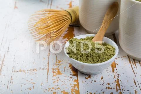 Matcha tea in white bowls Stock-Fotos