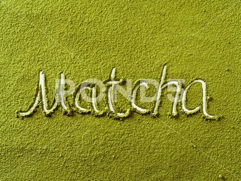 Matcha word over green matcha tea powder Stock-Fotos