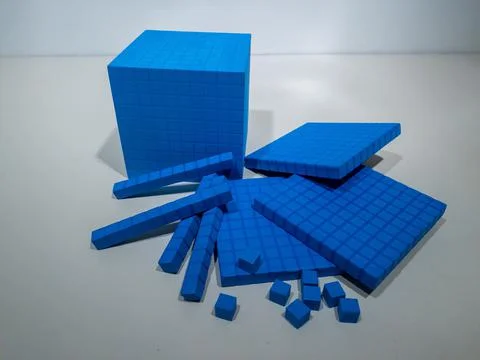 Math Manipulatives In Studio Lighting 库存照片