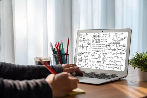 Mathematic equations and modish formula on computer screen 库存照片