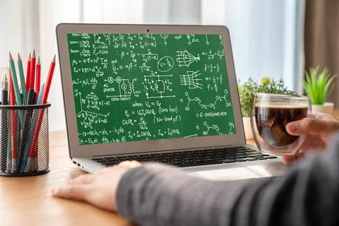Mathematic equations and modish formula on computer screen 库存照片