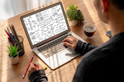Mathematic equations and modish formula on computer screen 库存照片