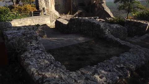 Matilde of Canossa castle video Stock-Footage 94736899