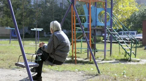 Mature man swings Stock Footage 33625692