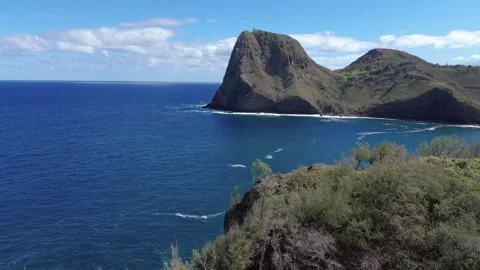 Maui Dramatic Coastal Cliffs Ocean View Stock Footage 320805805