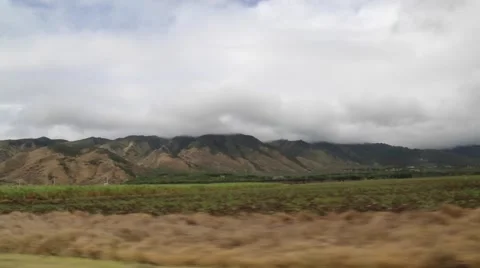 Maui scenic driving, clouds, mountains Stock Footage 57403093