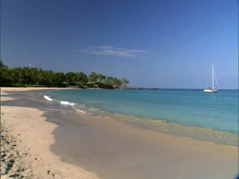 Mauna Kea Resort Beach Video stock 22242848