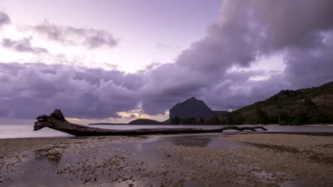 Mauritius sunset timelapse le Morne Barbant ProRes-422 4K 29.97 VHQ Video stock 289576660