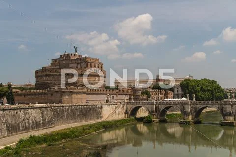 The Mausoleum of Hadrian, known as the Castel Sant'Angelo in Rom Stock Photos