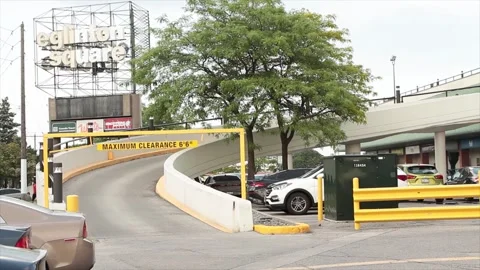 Maximum max clearance six feet foot six inches yellow bar at mall for upper ramp Video stock 249756240