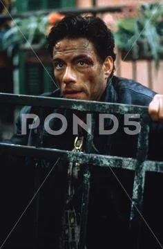 Maximum Risk - filmstill Jean-Claude Van Damme in Maximum Risk ...