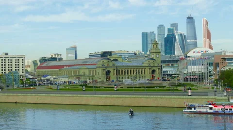 May 10, 2015. Main building of famous Kievsky Railway Terminal in Moscow. Видео 49966832