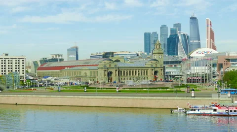 May 10, 2015. Main building of famous Kievsky Railway Terminal in Moscow. Stockbeeldmateriaal 49967861