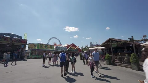 May 2, 2025. Munich, Germany. Fruehlingsfest auf der Muenchner Theresienwiese Video stock 316632082
