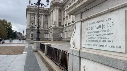 May 2 Heroes, memorial plaque, Royal Palace Madrid 4K 스톡 동영상 223394887