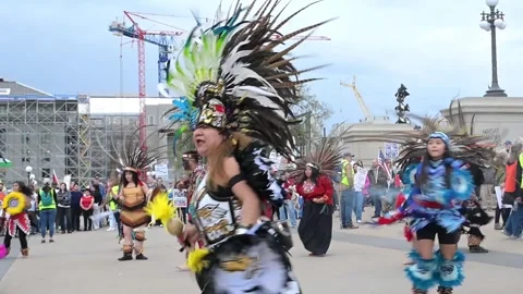 May Day protest for worker and immigrant rights in Minnesota 스톡 동영상 308969946