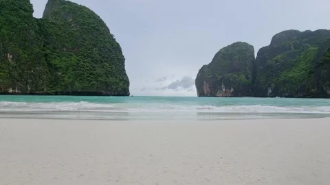 Maya Bay Koh Phi Phi during rain at the Monsoon season 스톡 동영상 200926016