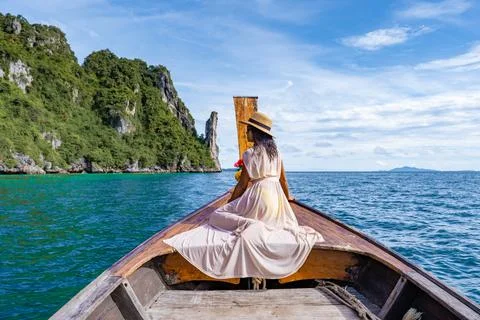 Maya Bay Koh Phi Phi Thailand, Turquoise clear water Thailand Koh Pi Pi,Scenic Stock Photos