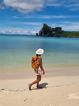 Maya Bay Koh Phi Phi Thailand, Turquoise clear water Thailand Koh Pi Pi,Scenic Stock Photos