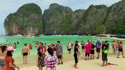 Maya Bay, one of the most beautiful places in the world, Phuket, Thailand Stock Footage 85323948