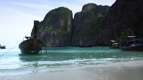 Maya bay Phi Phi Leh island, Krabi Thailand Stock Footage 99624162