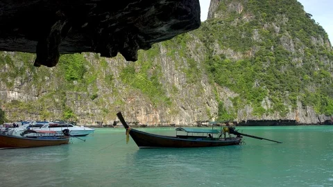 Maya bay Phi Phi Leh island, Krabi Thailand Stock Footage 100221352