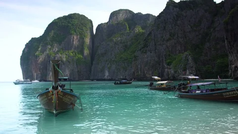 Maya bay Phi Phi Leh island, Krabi Thailand Stock Footage 100621972