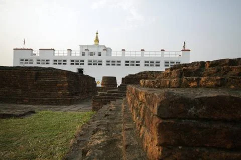 Maya devi temple, lumbini, nepal Copyright: xPradipxBarrai/DinodiaxPhotox  Fotos de archivo