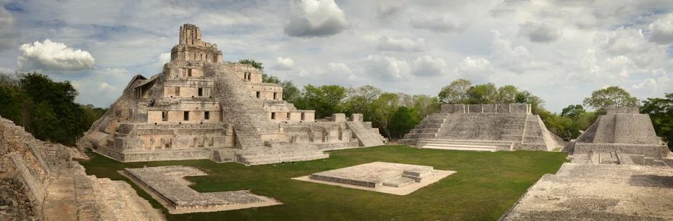 Maya edzna complex, the temple five floors. yucatan, campeche, mexico. Stock-Fotos