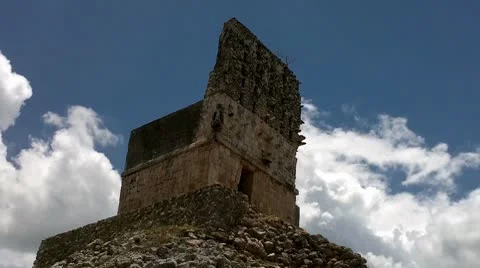 Maya temple of Labna Vídeos de archivo 8921762