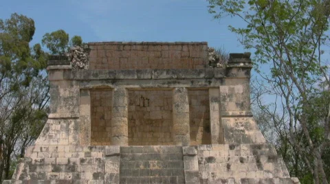 Maya temples at Chichen Itza Stock Footage 420446