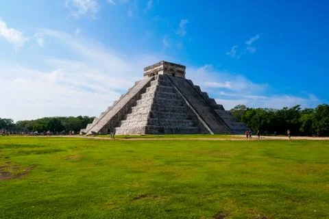 Mayan pyramid of Kukulkan Stock Photos