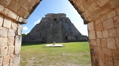 Mayan pyramid uxmal 動画素材 62868876