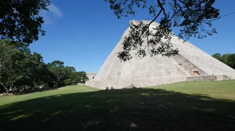 Mayan pyramid uxmal Stock Footage 62869354