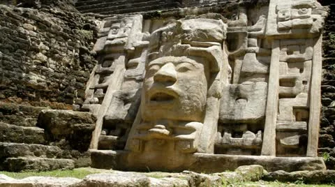 Mayan Temple at Lamanai Stock Footage 10849913